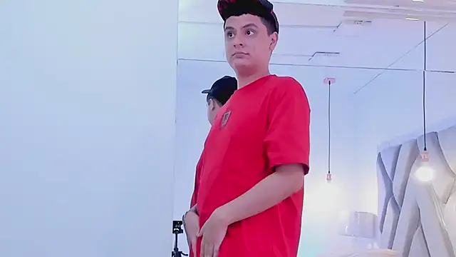 AngelBlue__ Adlı Modelin Canlı XXX Sohbeti