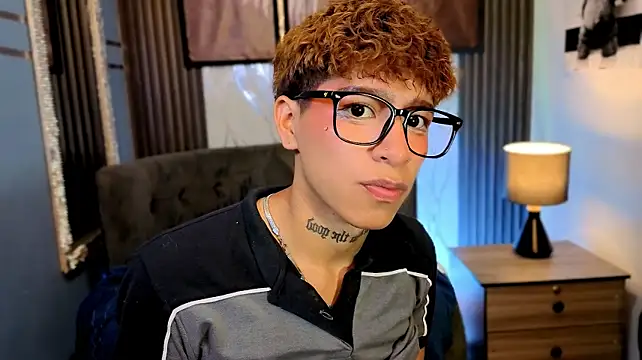 Živý XXX chat shikimori_
