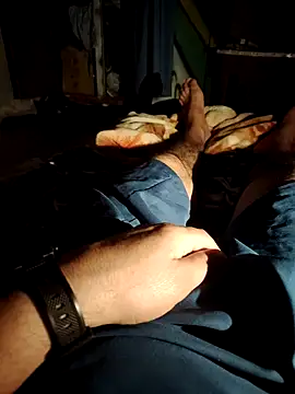 eric_1528 Live XXX Chat