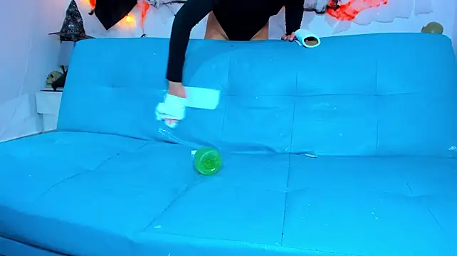 دردشة LOLIIPOOPP18 الجنسية المباشرة