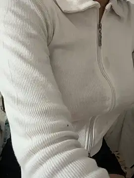 XXX chat uživo modela DulceMya