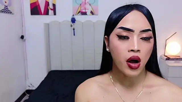 MirandaSterling Adlı Modelin Canlı XXX Sohbeti