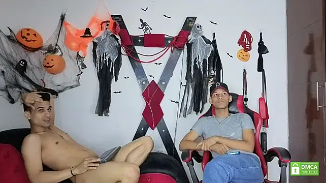 Chat XXX en directo de EliteBoysLive