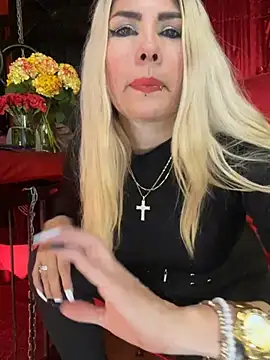 MistressAndre's Live XXX Chat