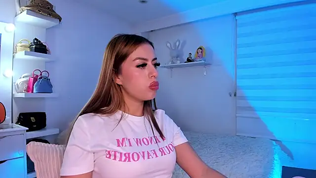 anitatoro_0 Chat XXX in diretta