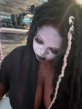 nylabbyugh Chat XXX live