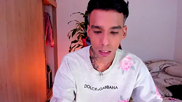 Damianwhite 即時 XXX 聊天