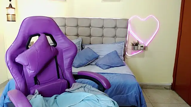 Chat XXX en directo de _naomi_s