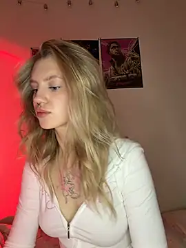 blondiedoll Live XXX-Chat