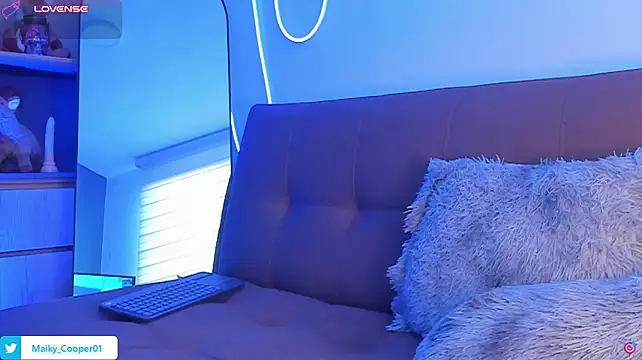 Chatroom XXX en direct de Maiky__Cooper01