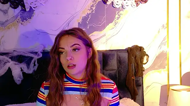 AmmyJones_ Adlı Modelin Canlı XXX Sohbeti