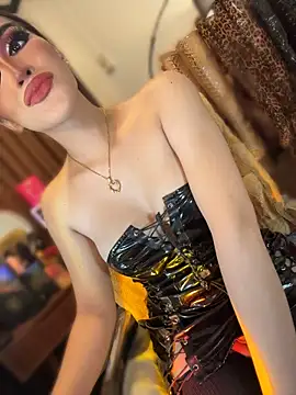 MissChalanieFox's Live XXX Chat