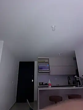karinasantos_ Adlı Modelin Canlı XXX Sohbeti