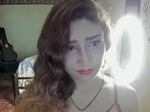 AnnieLorin Chat XXX in diretta