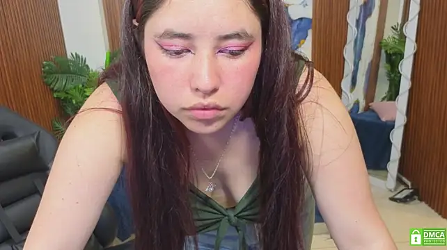 lauxury_tay1's Live XXX Chat