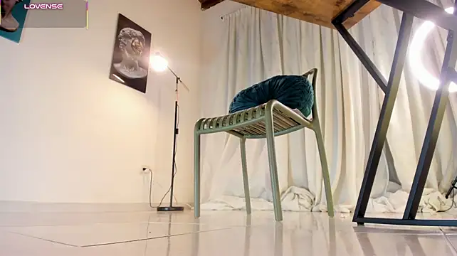 ArchieCollins XXX чат на живо