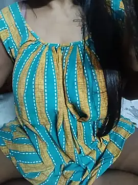 Chat XXX en directo de ratri893
