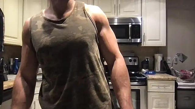 BigGuyMuscle লাইভ XXX চ্যাট