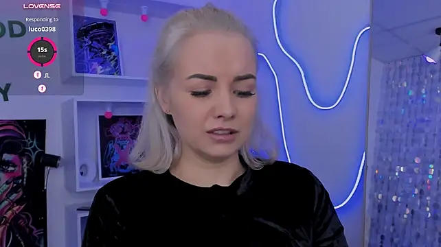 StephanieSweety Adlı Modelin Canlı XXX Sohbeti