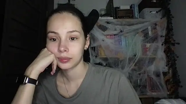 Yuna5343's Live XXX Chat