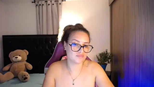 esmeraldaa230 – Live XXX-chat