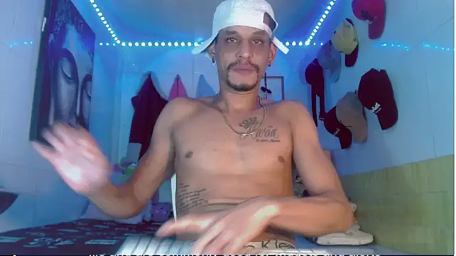 Chatroom XXX en direct de Brendt_Hotx