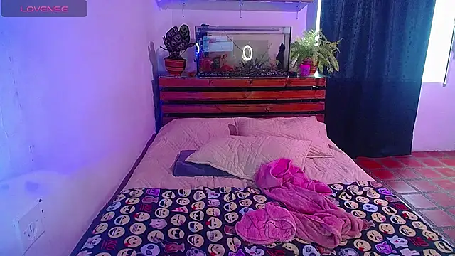 Pokazy przed kamerką – Karyblush25