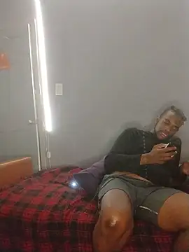 Chatroom XXX en direct de ReallyReallyReal