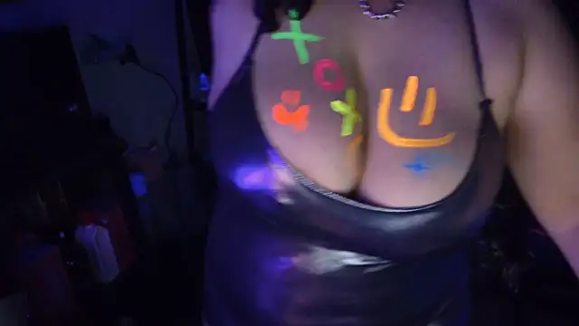 Živý XXX chat AliceSweet4U