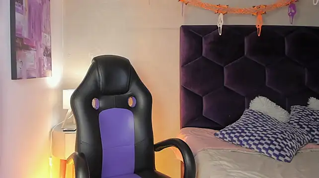 DomBoy_ Pertunjukan Webcam