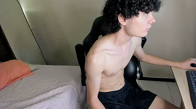Noah_Gun_ live XXX chat