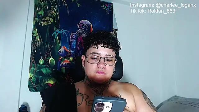 Techno_420_'s Live XXX Chat