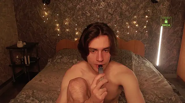 magistrofsex67 Adlı Modelin Canlı XXX Sohbeti