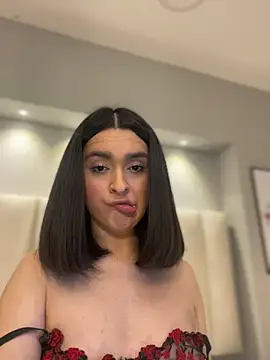 แชท XXX สดของ MiahWindsor