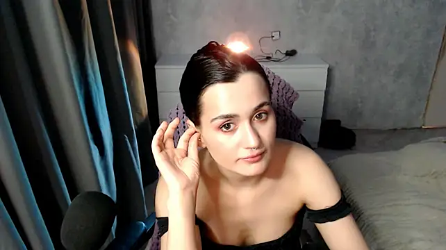 KiraYammy's Live XXX Chat
