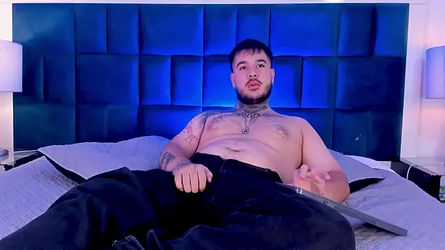 DanteBlossom's Live XXX Chat