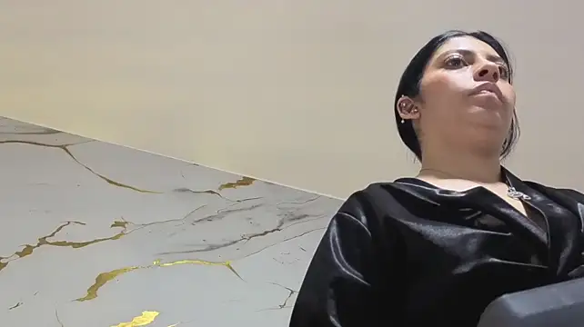 Iam_Issaa_'s Live XXX Chat