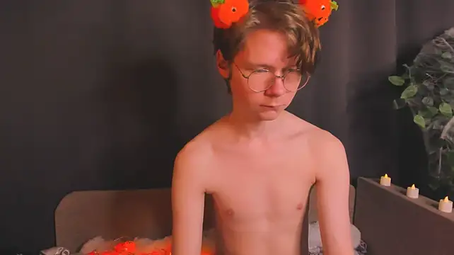 DanielSanders 现场XXX聊天