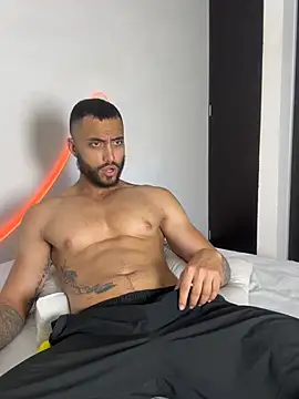 ClayBrown Live XXX-chat