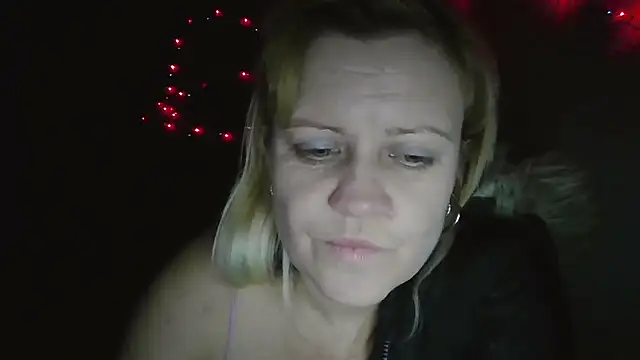 XXX chat uživo modela _bellaforever__