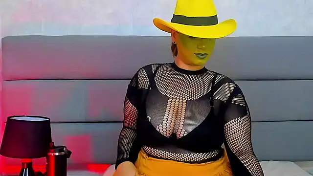 XXX chat uživo modela MillyHotsoon