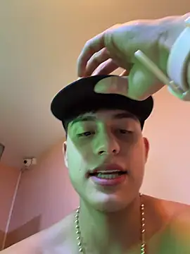 Czat XXX na żywo – Lander_Cruz