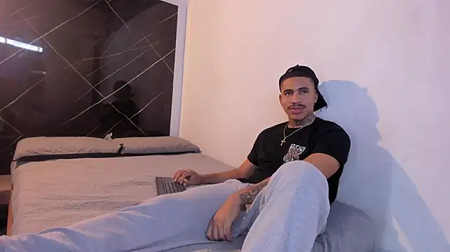 Czat XXX na żywo – Chirshot_