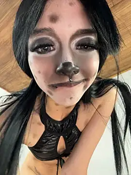 barbie_gv Adlı Modelin Canlı XXX Sohbeti