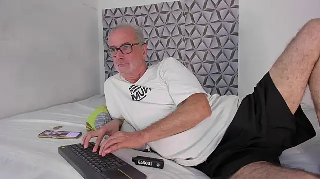 Chat +18 de david_holman ao vivo