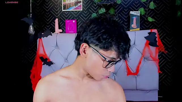 Ethan_Westt Adlı Modelin Canlı XXX Sohbeti