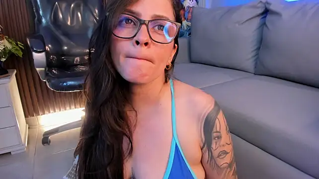 Chat XXX en directo de Zara_Jackson