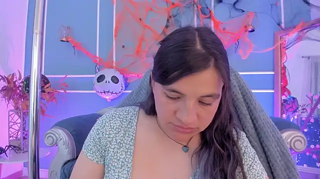 Chat XXX en directo de TaraTaylorr