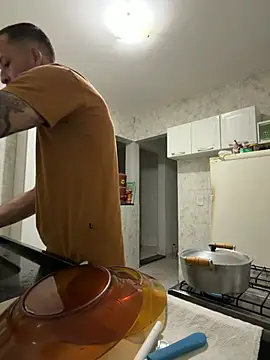 MeladoDiMel élő XXX-chatje
