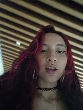 _Laary_Lily Live XXX-Chat